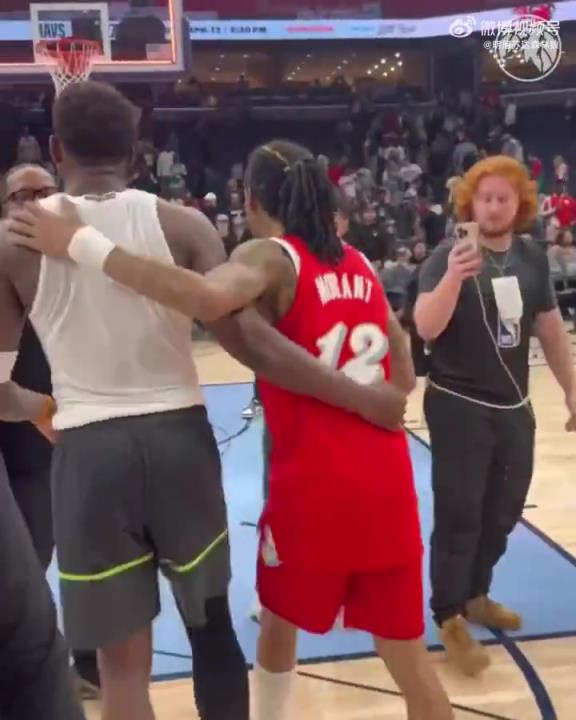 狼王&槍王惺惺相惜！華子賽后與莫蘭特相互致意！